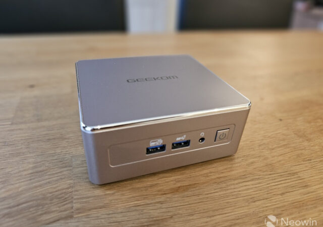 Review GEEKCOM A5 Mini PC