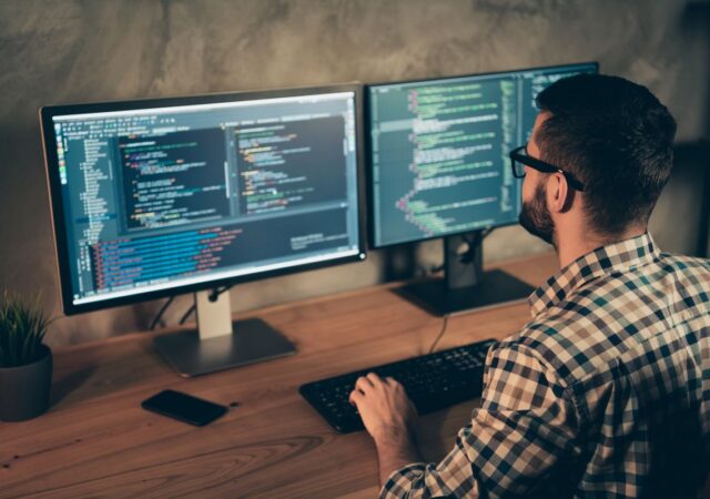 tips memilih monitor banner