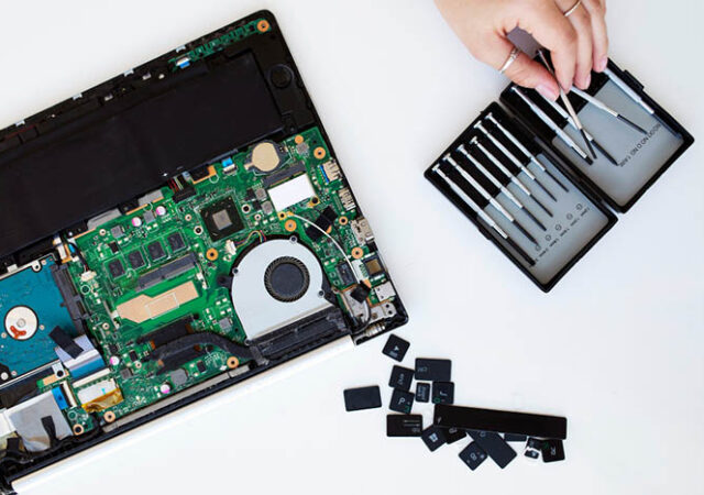 Komponen Laptop yang Mudah Rusak Cover