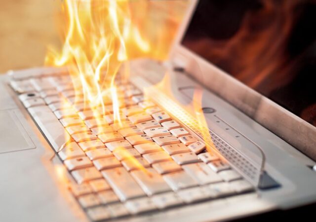 tanda perangkat meledak