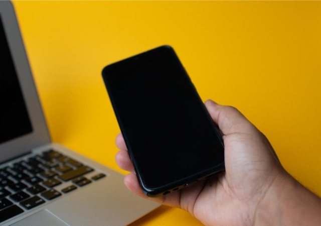 mengakses hp android dari laptop