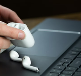 koneksi airbuds ke laptop banner